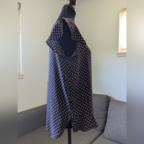 Navy Blue Floral Print Blouse with Ruffle Sleeves - Size M - Picture 2 of 4